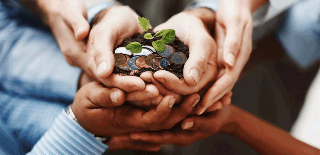 ¿Por qué donar nos hace más felices? La ciencia detrás de la solidaridad